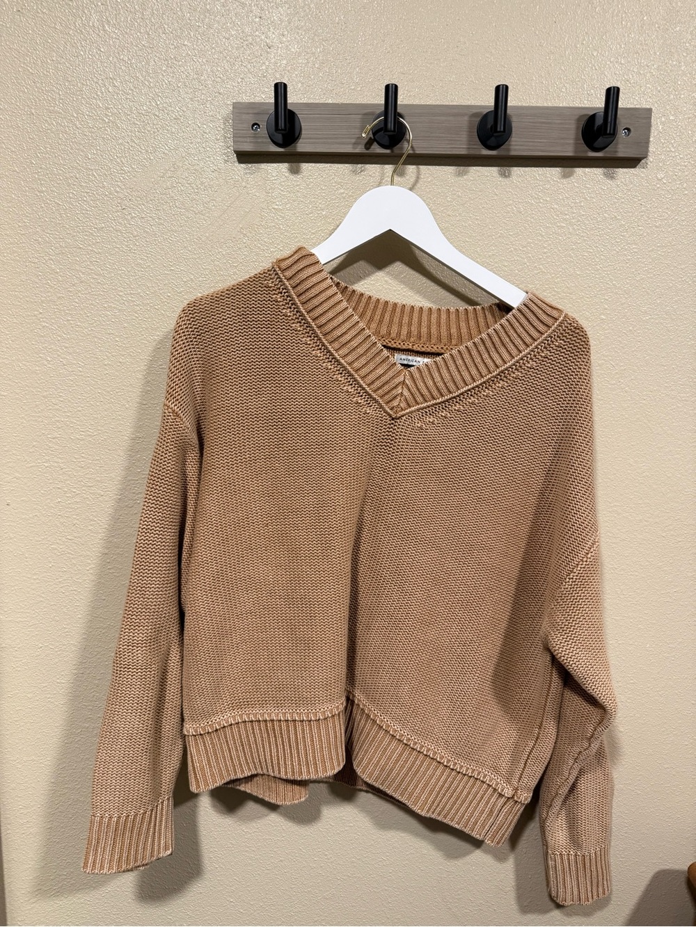 American Eagle Outfitters Cropped V-Neck Sweater in Tan